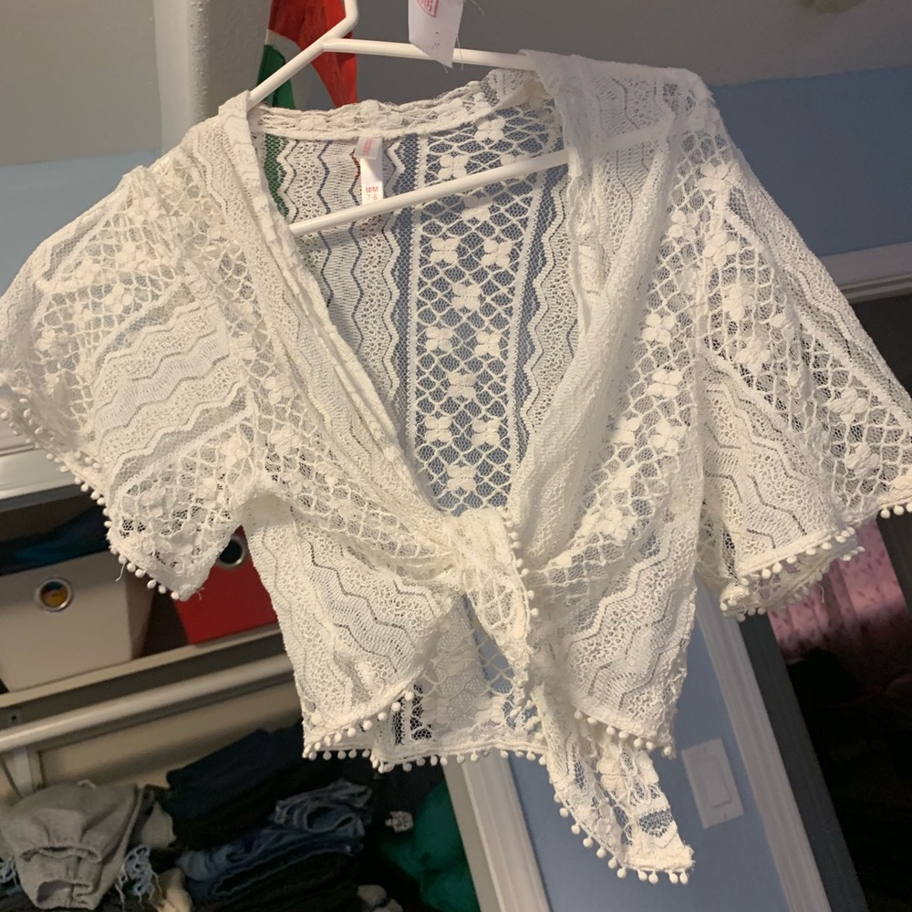 White lace tie in front top